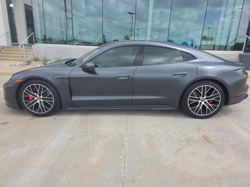 Volcano Grey Metallic 2023 Porsche Taycan