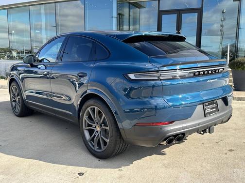 2024 Porsche Cayenne 