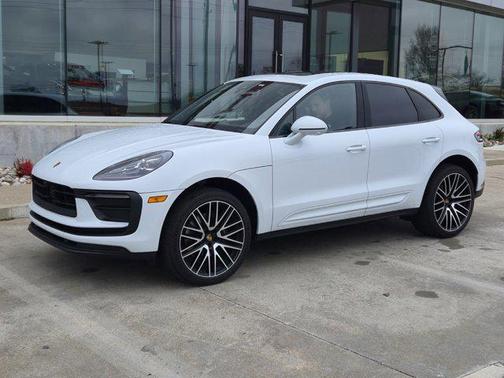 2024 Porsche Macan Base