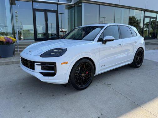 2026 Porsche Cayenne GTS