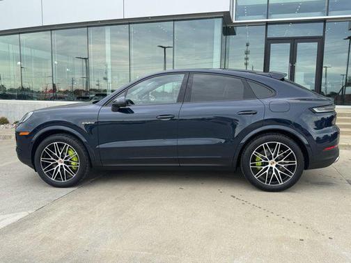 2025 Porsche Cayenne E-Hybrid