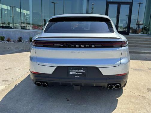 2024 Porsche Cayenne Coupe AWD