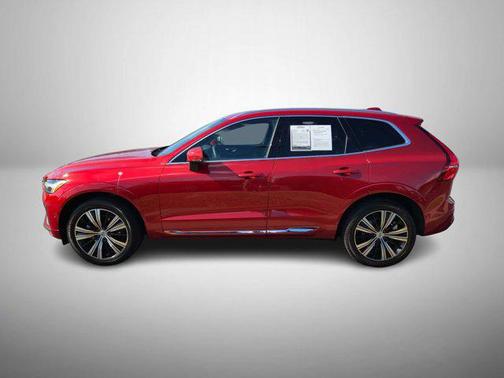 2022 Volvo XC60 B5 Inscription