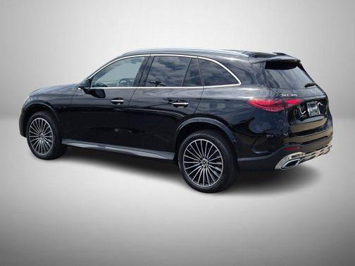 2025 Mercedes-Benz GLC 300 4MATIC