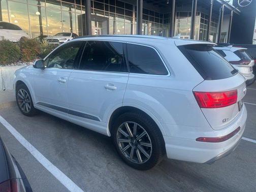 2019 Audi Q7 55 Premium