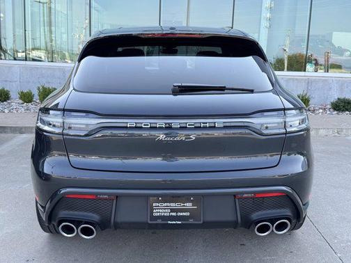 2025 Porsche Macan S