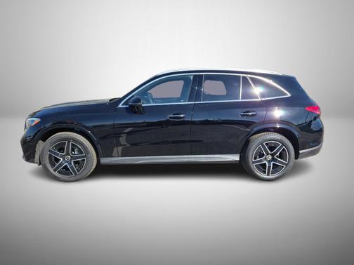 2025 Mercedes-Benz GLC 300 