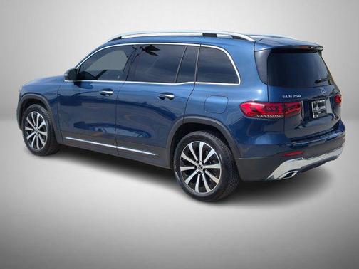2022 Mercedes-Benz GLB 250 Base