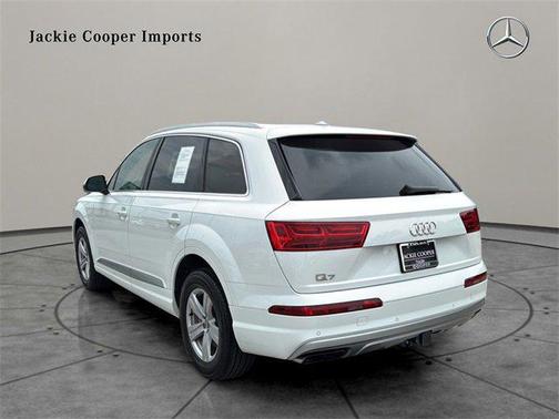 2019 Audi Q7 45 Premium Plus