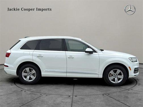 2019 Audi Q7 45 Premium Plus