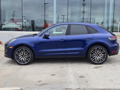 2024 Porsche Macan Base