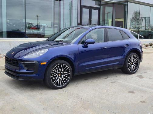 2024 Porsche Macan Base