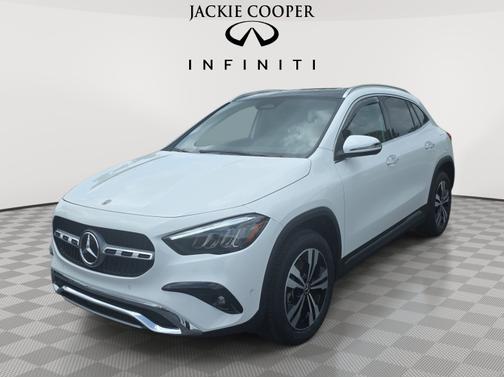 Polar White 2025 Mercedes-Benz GLA 250 Base
