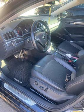 2017 Volkswagen Passat 1.8T R-Line w/Comfort