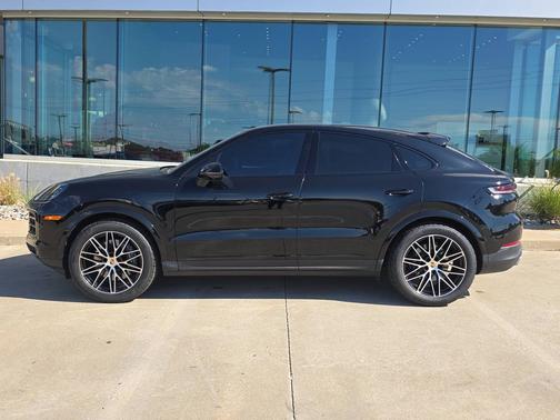 Black 2024 Porsche Cayenne