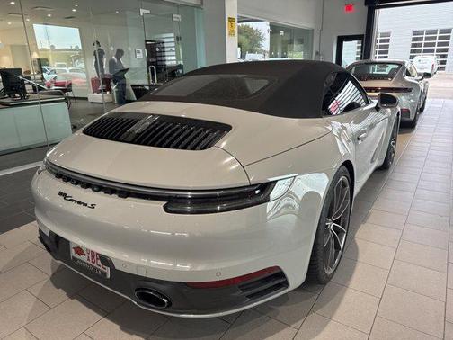 2021 Porsche 911 Carrera S