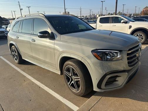 2025 Mercedes-Benz GLS 450 