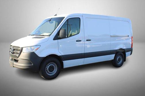 2025 Mercedes-Benz Sprinter 2500 Standard Roof
