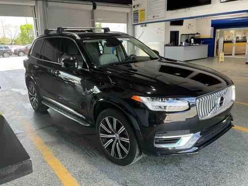 2022 Volvo XC90 Recharge Plug-In Hybrid T8 Inscription 6 Passenger