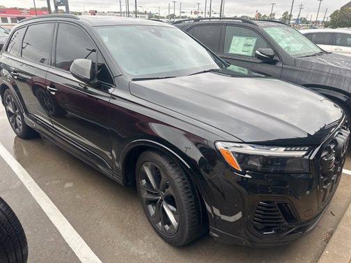 2025 Audi Q7 55 Prestige