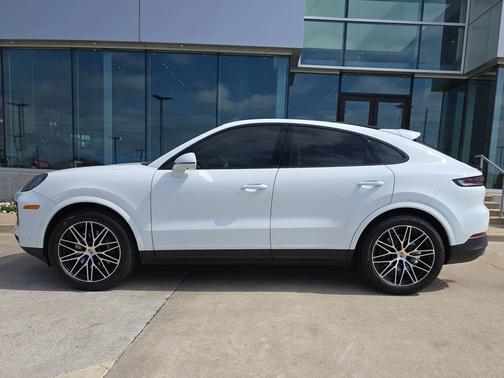 2024 Porsche Cayenne 