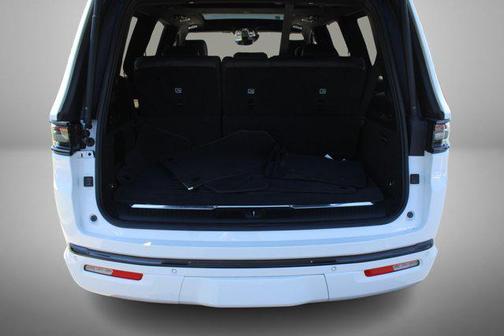 2022 Jeep Grand Wagoneer Series II Obsidian 4x4