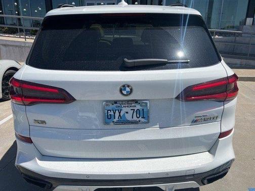 2022 BMW X5 M50i