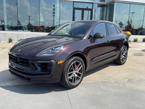 2024 Porsche Macan 
