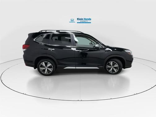 Crystal Black Silica 2019 Subaru Forester Touring