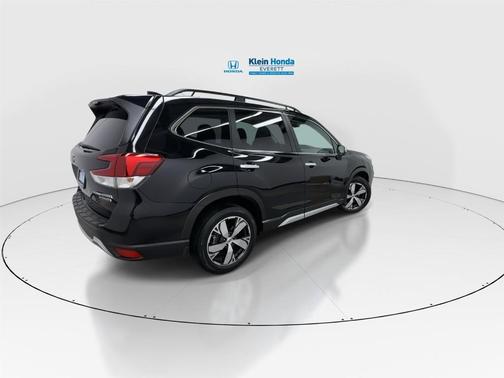 Crystal Black Silica 2019 Subaru Forester Touring