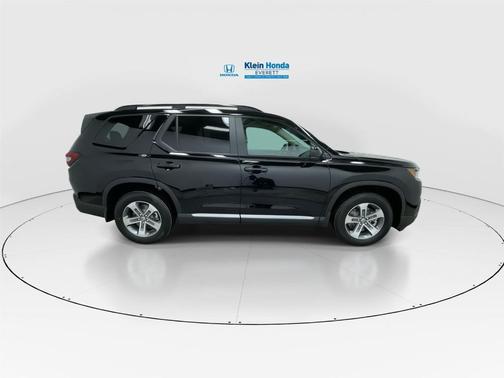 Crystal Black Pearl 2026 Honda Pilot EX-L