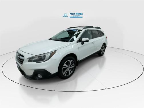 Crystal White Pearl 2018 Subaru Outback 2.5i Limited