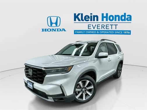 2025 Honda Pilot Touring 8-Passenger