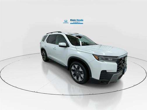 Platinum White Pearl 2026 Honda Pilot Touring