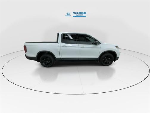 2022 Honda Ridgeline Black