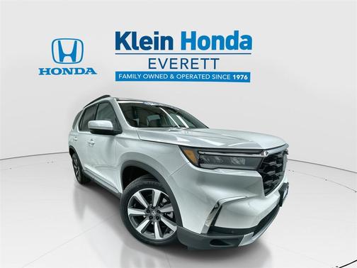 2025 Honda Pilot Touring 8-Passenger