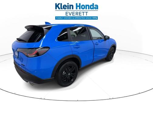 Boost Blue Pearl 2027 Honda HR-V Sport