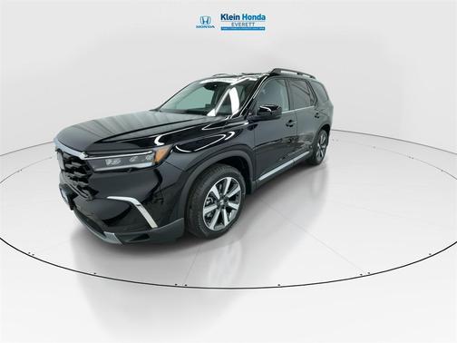 2025 Honda Pilot Touring 8-Passenger