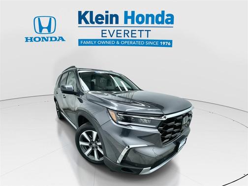 2025 Honda Pilot Touring 8-Passenger