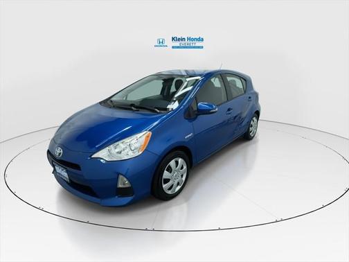 2014 Toyota Prius c Two