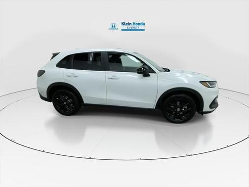 2025 Honda HR-V AWD Sport