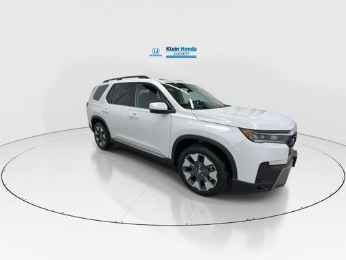 Platinum White Pearl 2026 Honda Pilot Elite