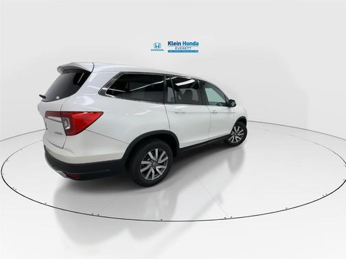 White Diamond Pearl 2019 Honda Pilot EX-L