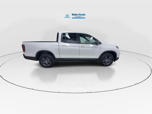 Platinum White Pearl 2026 Honda Ridgeline TrailSport