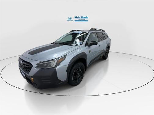 Ice Silver Metallic 2022 Subaru Outback Wilderness
