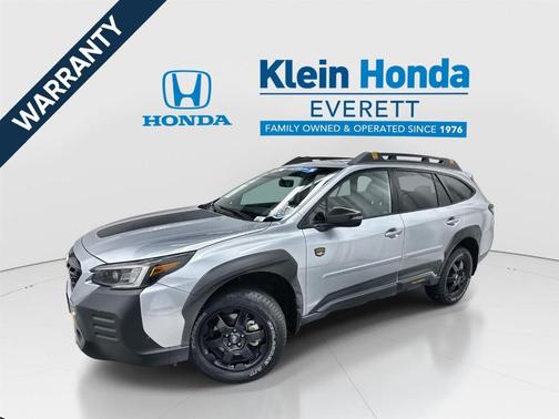 Ice Silver Metallic 2022 Subaru Outback Wilderness