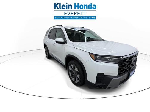 Platinum White Pearl 2026 Honda Pilot Elite
