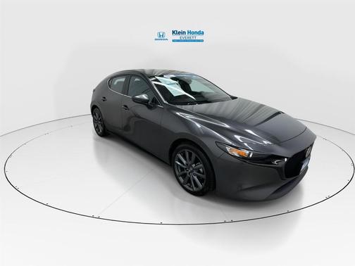Machine Gray Metallic 2023 Mazda Mazda3 FWD w/Preferred Package