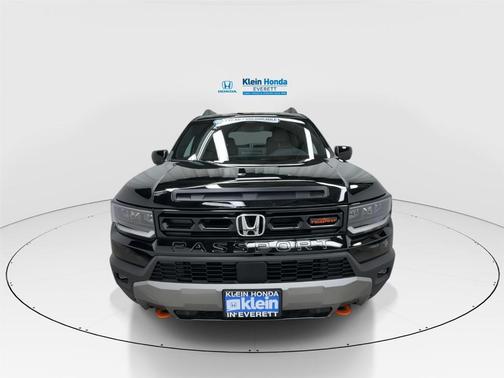 Crystal Black Pearl 2026 Honda Passport TrailSport