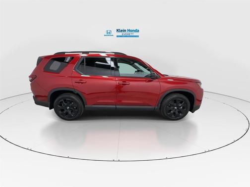 Radiant Red Metallic II 2026 Honda Pilot Black Edition
